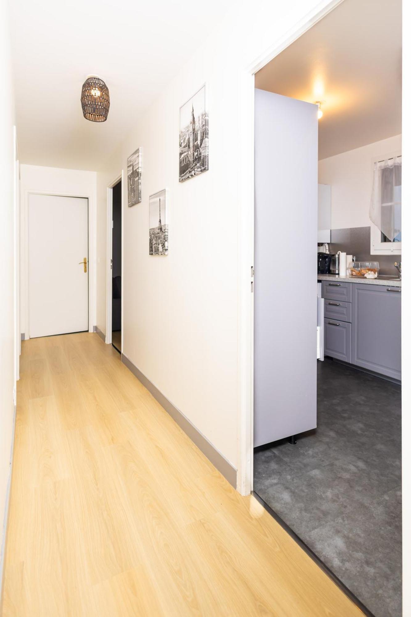 Appartement Jelyad Angelus Proche Disney シャントルー・アン・ブリ エクステリア 写真